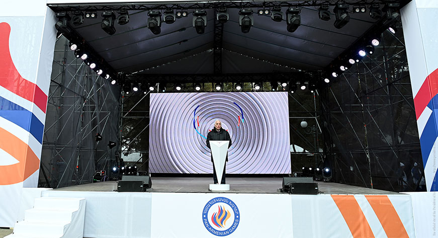 Le président de la République a participé à la cérémonie officielle de clôture des Jeux d'hiver panarméniens